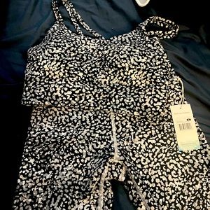 BRAND NEW! Balance collection grey speckle splatter complete gym or yoga outfit.